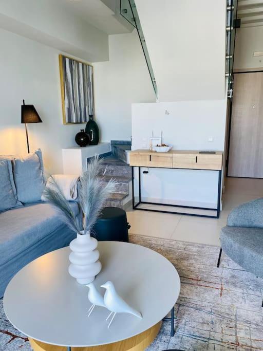 Apartment Luxury Maisonette With Shared Pool