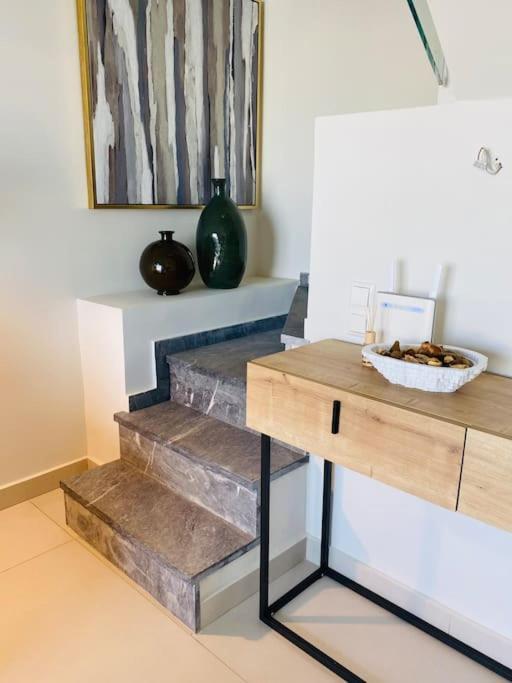 Luxury Maisonette With Shared Pool